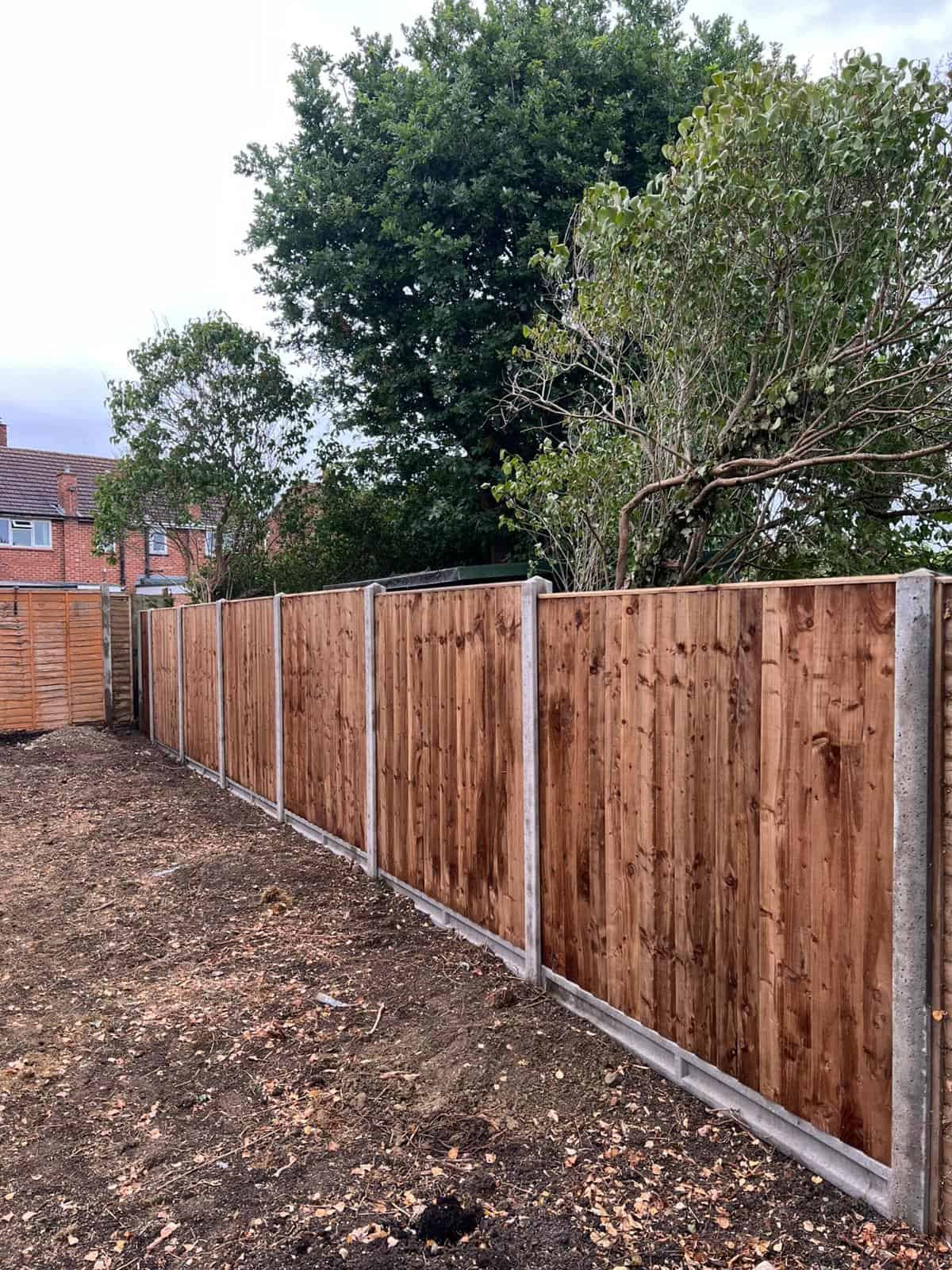 fencing Gloucester New fence panels and concrete posts fitted in Gloucestershire